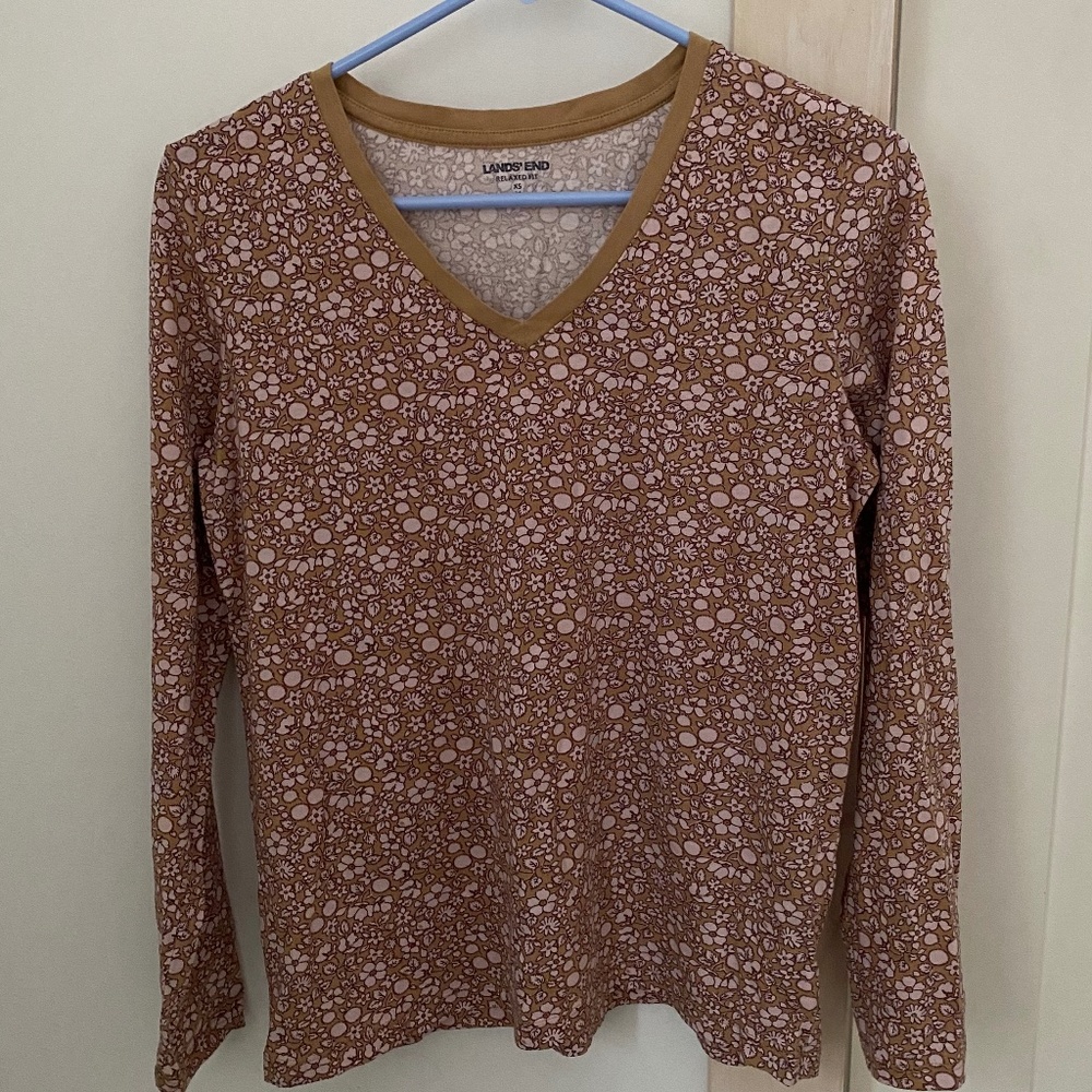 Lands' End Floral V-Neck Shirt Sz. XS Cotton